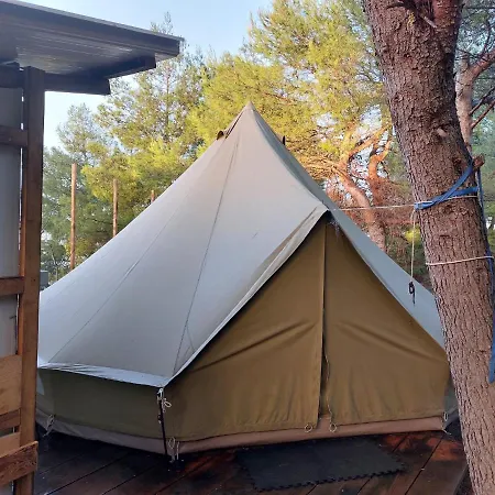 Hébergement de vacances Zelt 4 Camp West Ražanac